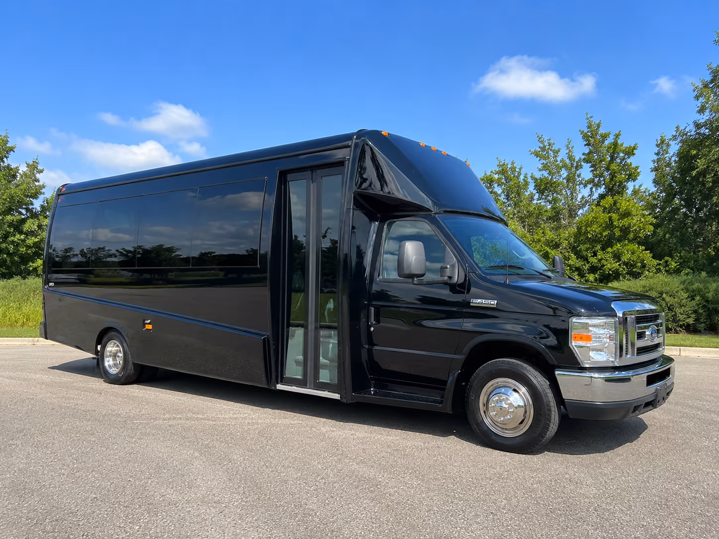 buses for centennial college and university campus tours
