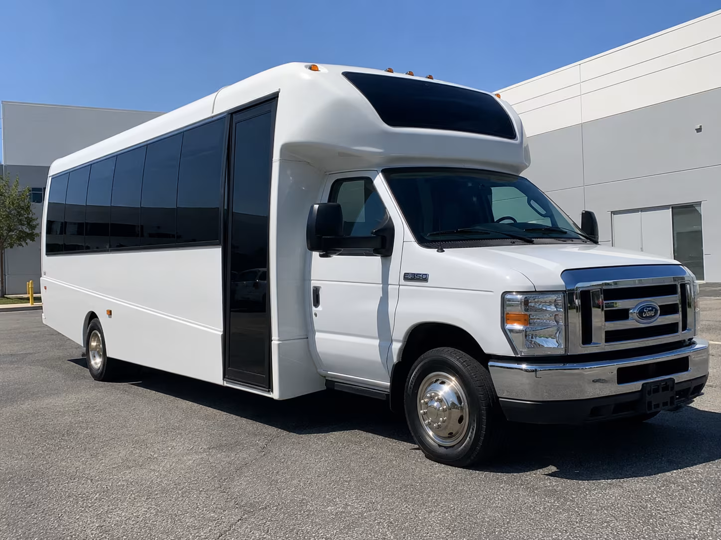 corporate event and conference buses serving centennial